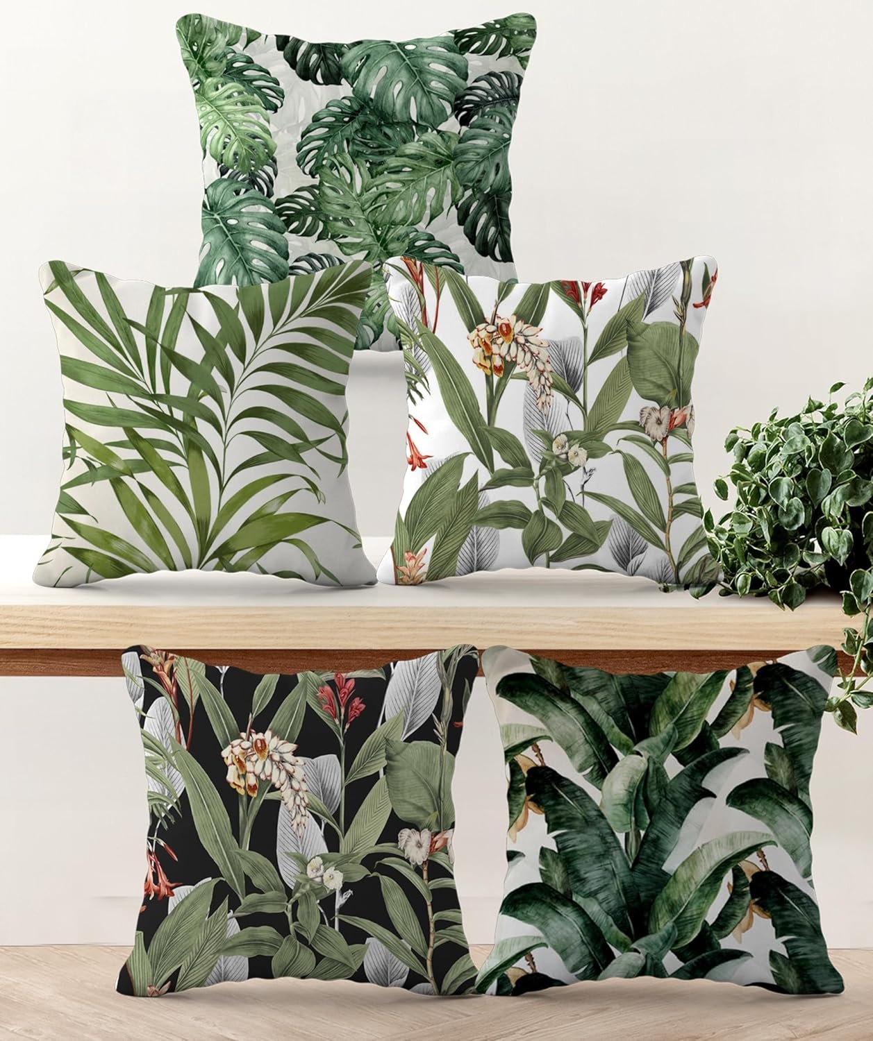 HOOPY Decorative Throw Pillow